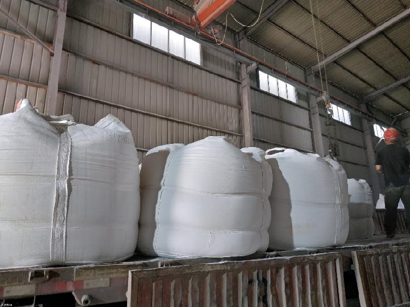 為客戶裝車發(fā)貨